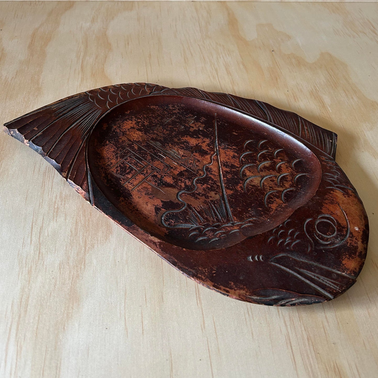 Vintage Japanese wooden Sea Bream fish tray